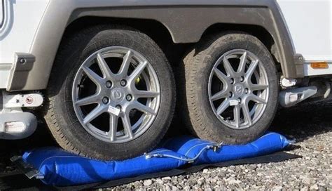 Leveling a Dual Axle Caravan に対する画像結果