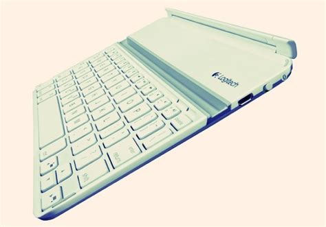 Image result for Tracked Keyboard Logitech Mini