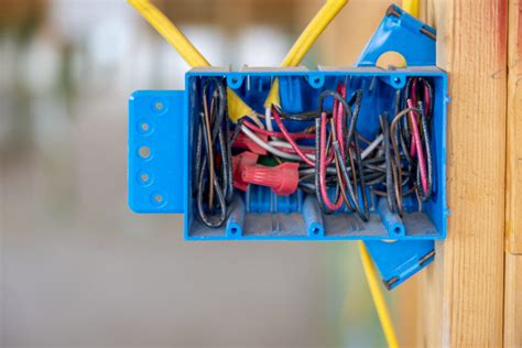 Toradh íomhá ar Electrical Wiring Box Connection