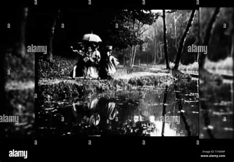 Creepy Old Film Footage に対する画像結果
