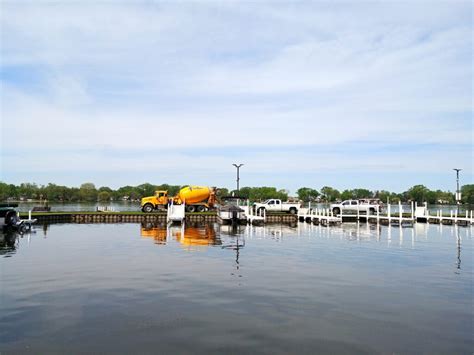 Concrete Pier Installation に対する画像結果