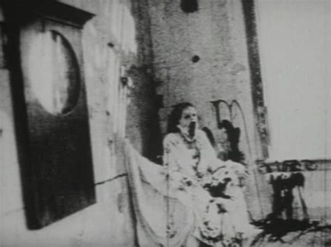 Creepy Old Film Footage に対する画像結果