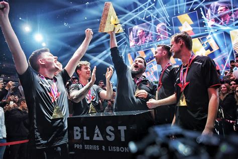 Blast Pro Arena に対する画像結果