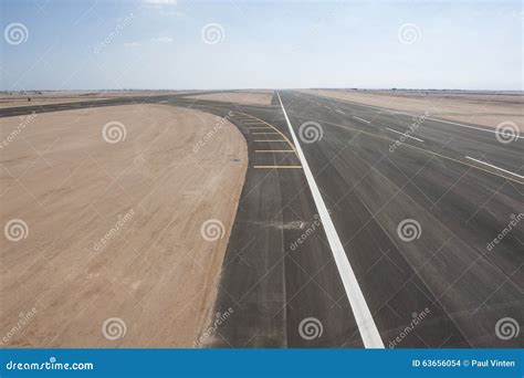 Basco Airport Runway Aerial View に対する画像結果