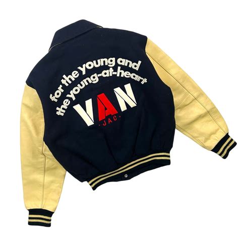 Vanyak に対する画像結果