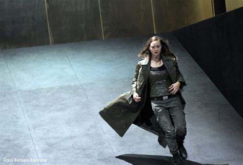 Toradh íomhá ar Lydia Bunk'd