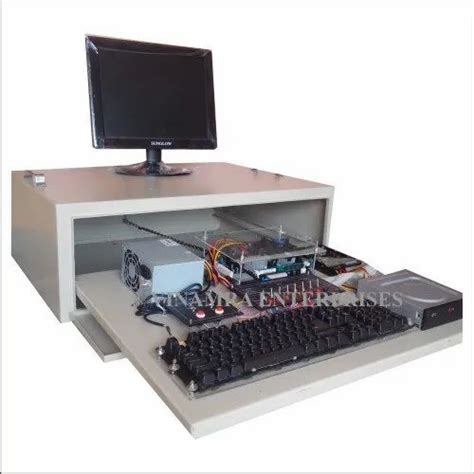 Toradh íomhá ar Computer Trainer Model. Image