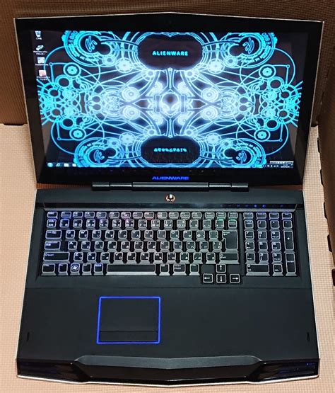 Alienware M17x R2 Red に対する画像結果