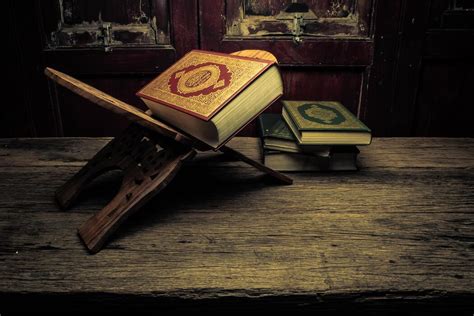 Bildergebnis für Islamic Library People