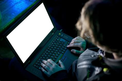 Crosh Hacking に対する画像結果