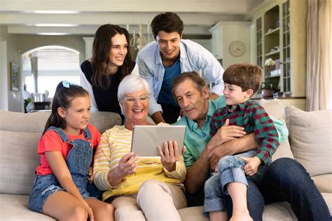 Spend Time With Family Images に対する画像結果