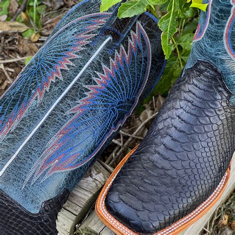 Toradh íomhá ar Dark Brown Python Boots