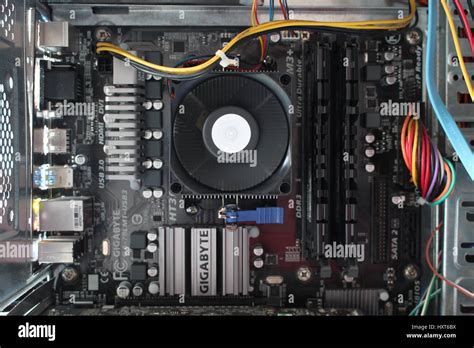 Toradh íomhá ar Back Up of a Computer Inside