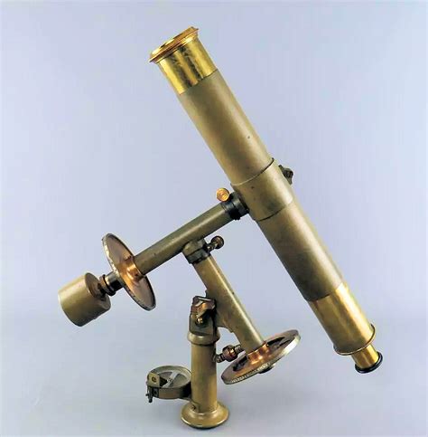 Astronomical Telescope with Camera Mount に対する画像結果