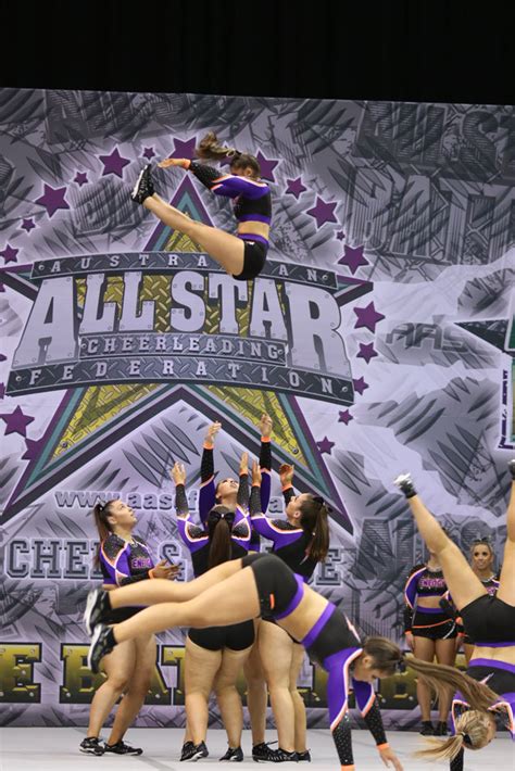 Cheer Comp Barivel に対する画像結果