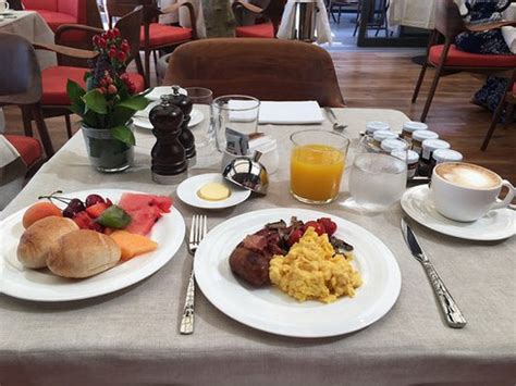 Toradh íomhá ar Mythical Creatures of Italy