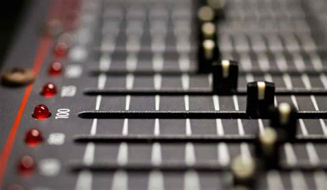 Rackmount Bass Equalizer に対する画像結果