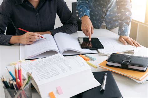 Course Work Example に対する画像結果