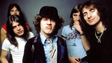 Toradh íomhá ar Alle Albums AC/DC