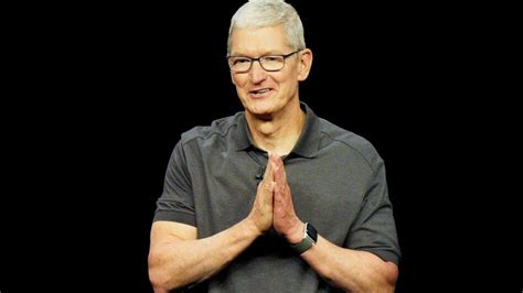 Toradh íomhá ar Tim Cook Gangsta Paradise
