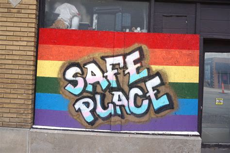 Stop Safe Place に対する画像結果