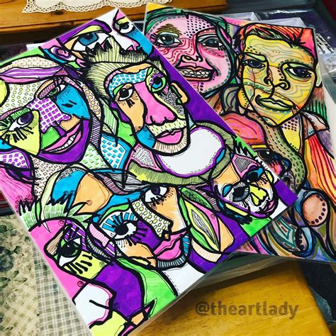 Toradh íomhá ar Data Center Contour Line Drawing