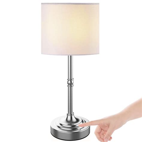 Toradh íomhá ar Convert a Table Lamp to Battery Power