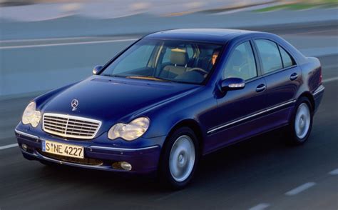 Merc C-Class Old に対する画像結果