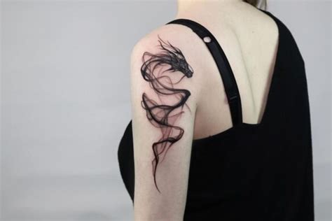 Alien Smoking Tattoo に対する画像結果