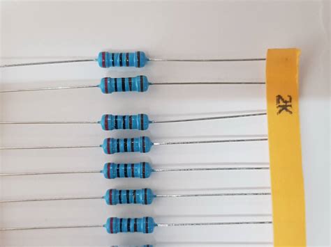 Afbeeldingsresultaten voor Resistor Color Code 5 Band