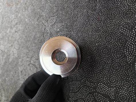 CNC Precision Machining Parts に対する画像結果