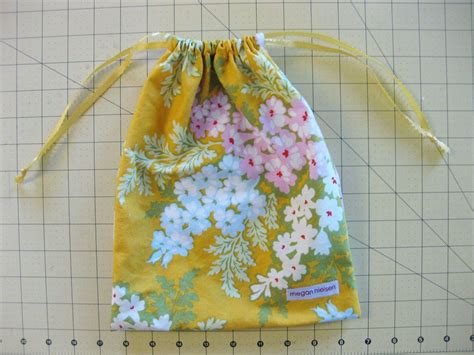 How to Make Drawstring Bag に対する画像結果