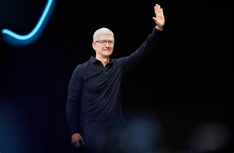 Image result for Tim Cook AM Morgen