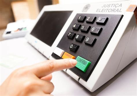 Toradh íomhá ar Voting Machine Brazil