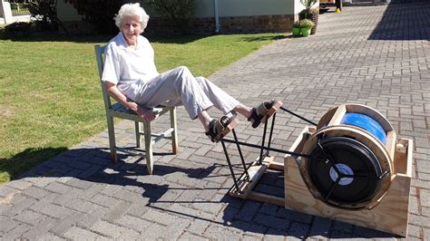 Pedal Operated Washing Machine に対する画像結果