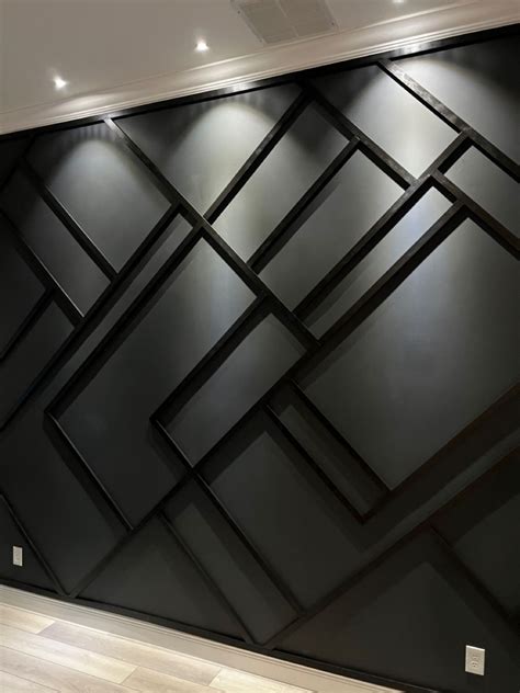 Toradh íomhá ar Acent Walls with Windows