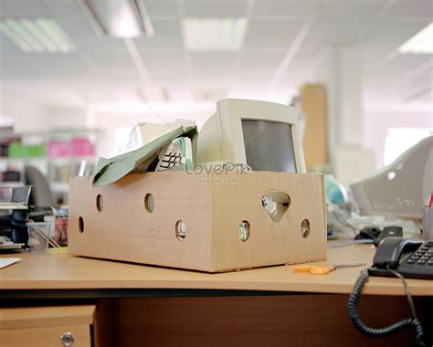 Insside of a Computer Box に対する画像結果