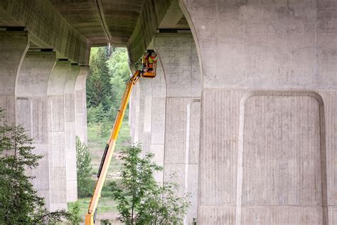 Toradh íomhá ar Bridge Inspection Using Drones