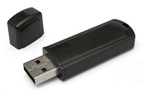 What Does a USB Flash Drive Look Like に対する画像結果