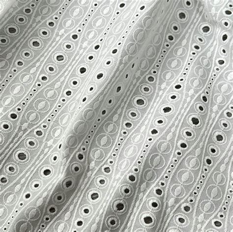 Toradh íomhá ar Eyelet Border Fabric