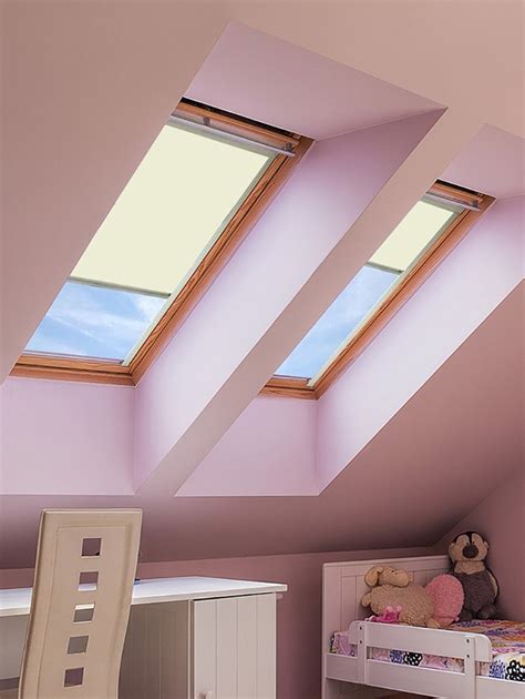 Fit VELUX Window Blinds に対する画像結果