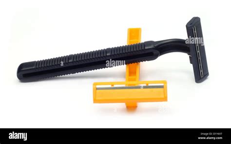 Two Razor Blades に対する画像結果