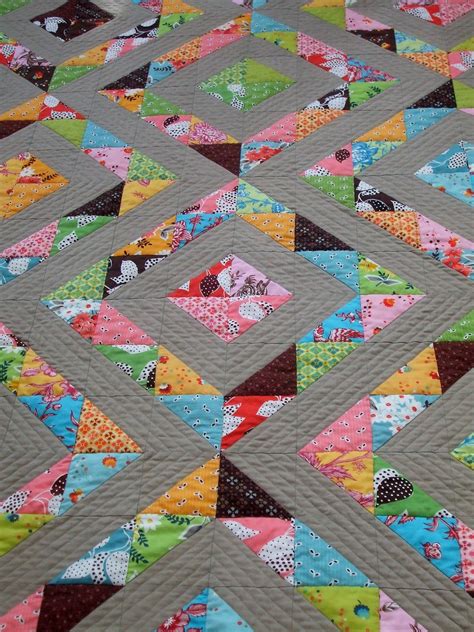 Afbeeldingsresultaten voor Quilt Patterns Using Half Square Triangles