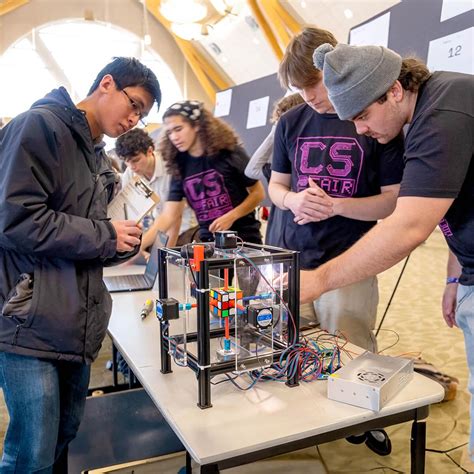Libya Computer Science Fair に対する画像結果