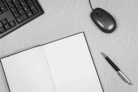 Computer without Keyboard and Background ਲਈ ਪ੍ਰਤੀਬਿੰਬ ਨਤੀਜਾ