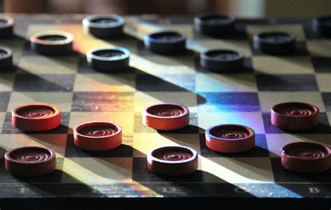 Checkers History に対する画像結果
