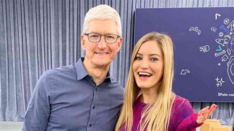 Image result for Tim Cook Daughter