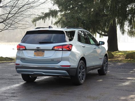 Afbeeldingsresultaten voor 2022 Chevy Equinox