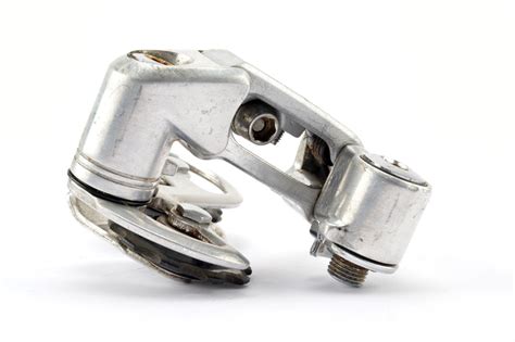Vintage Shimano 600 6207 Rear Derailleur に対する画像結果