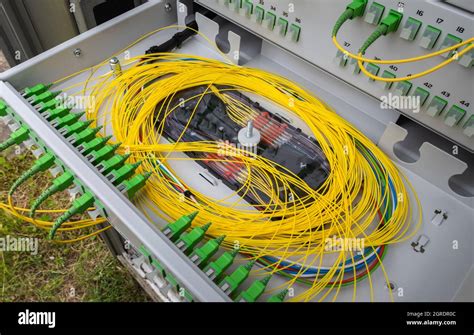 Afbeeldingsresultaten voor Main Fiber Optic Distribution Frame